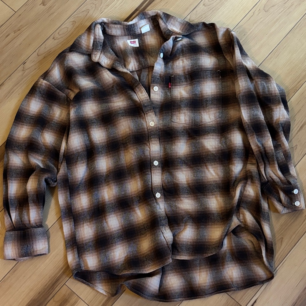 Levi's Women's Brown Plaid Button Down Shirt